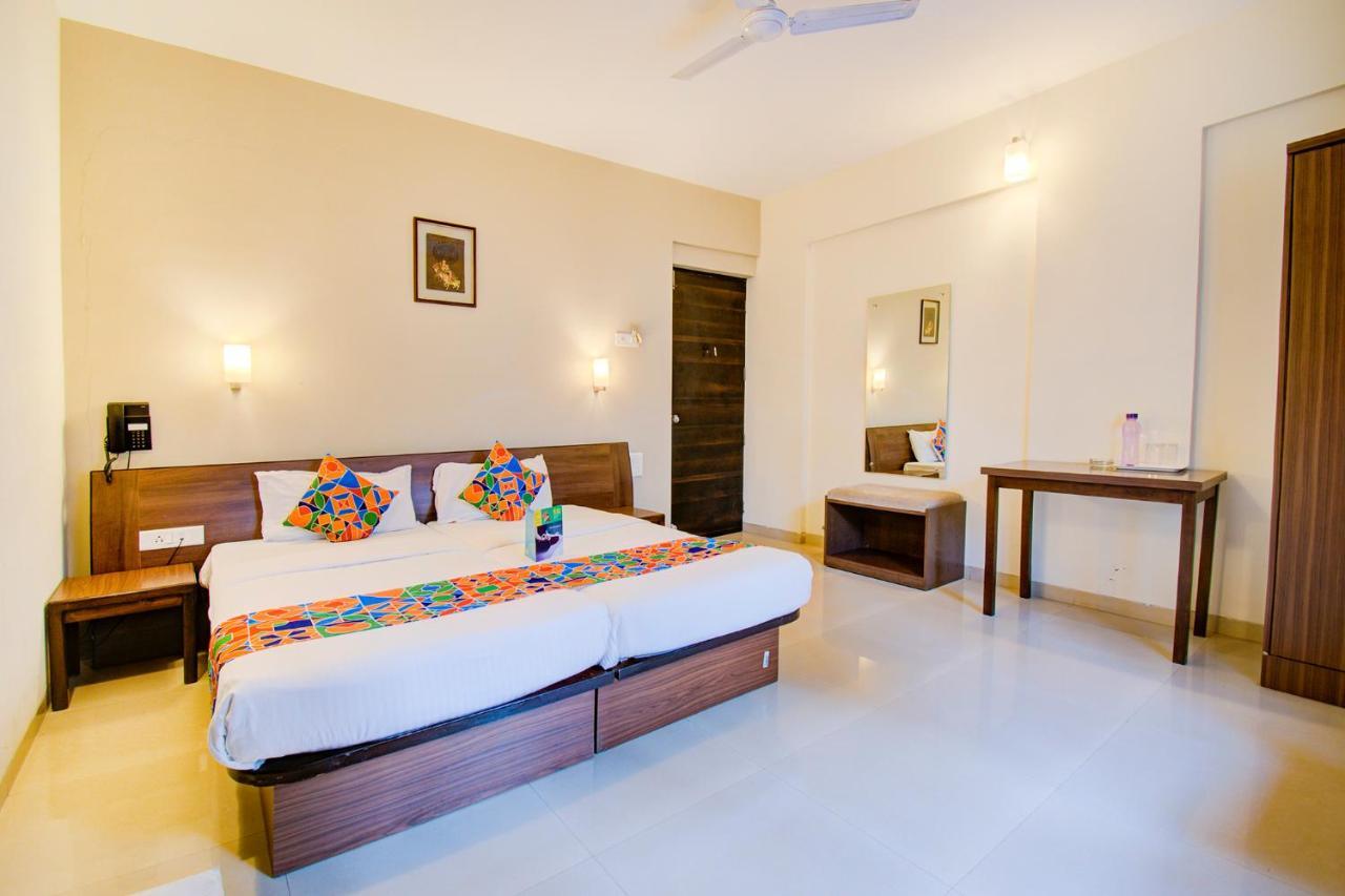 Fabhotel Home Away Homes Viman Nagar Pune Esterno foto