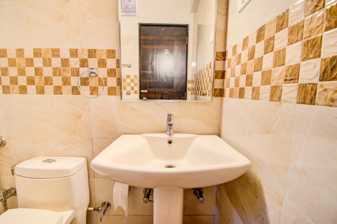 Fabhotel Home Away Homes Viman Nagar Pune Esterno foto